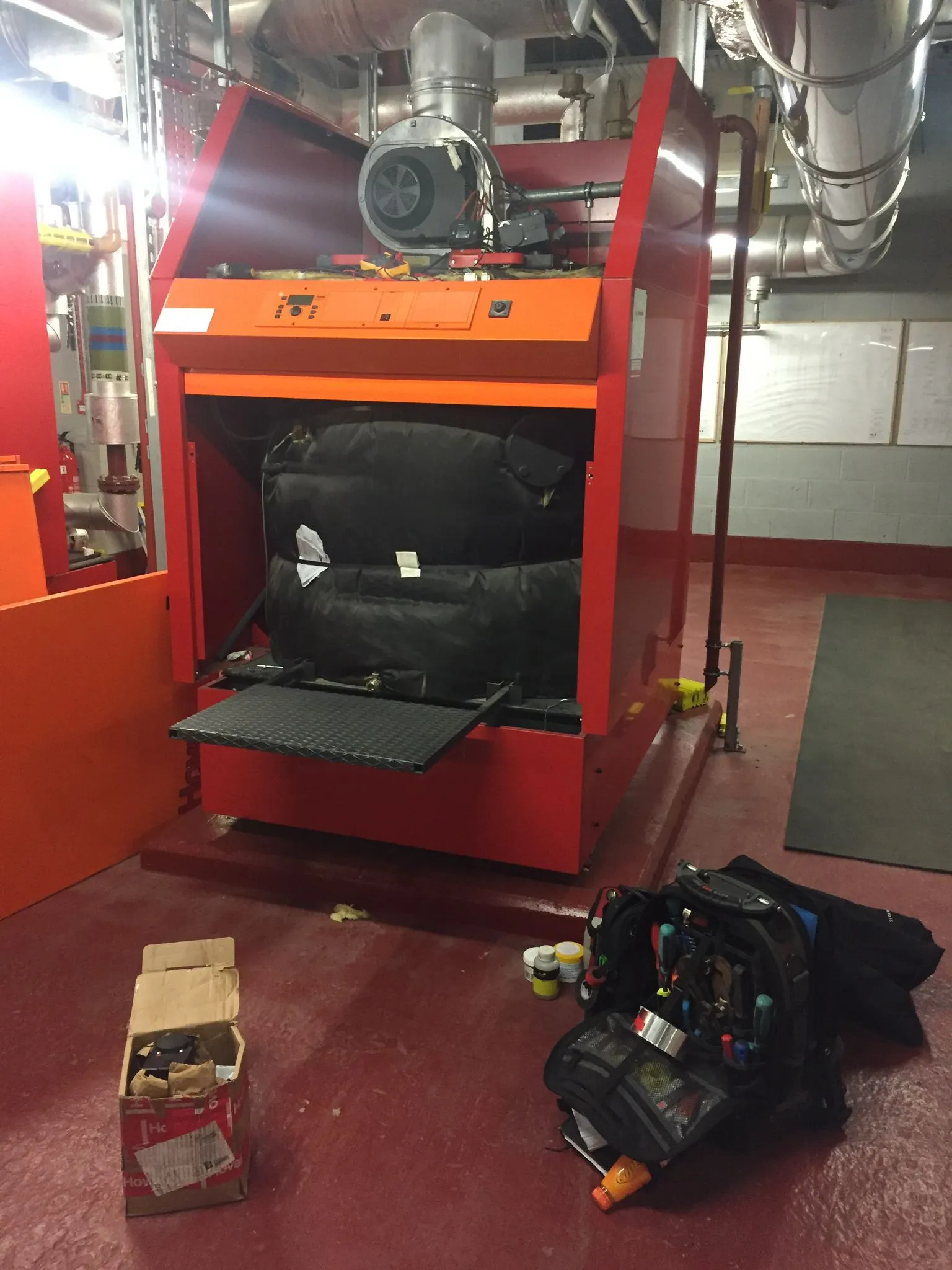 emergency heating engineer Brent Cross, NW4